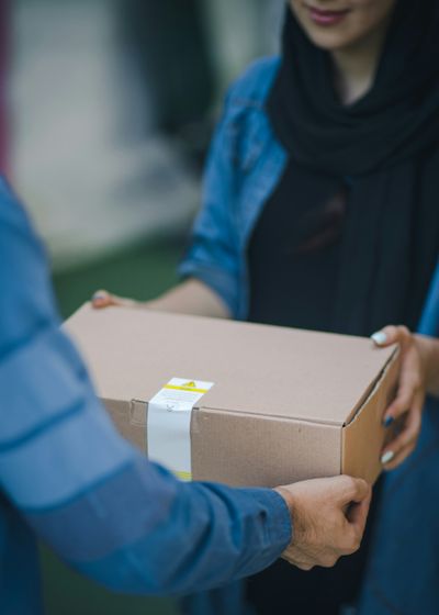 box delivery exchange